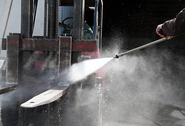 Why Choose Our Certified Pressure Washing Experts for Your Project Needs in Syracuse, UT?